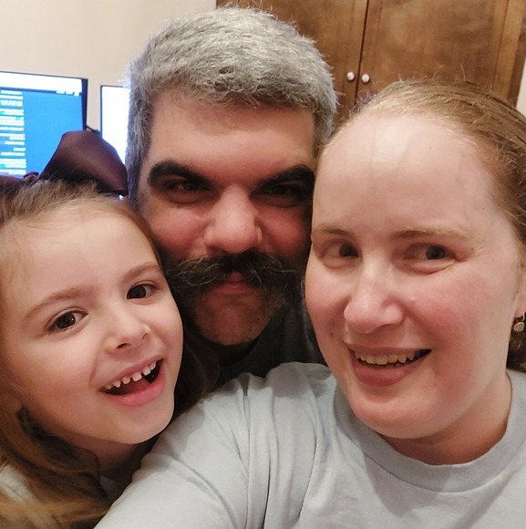 Meet your Posher, Liz - Picture 1 of 1